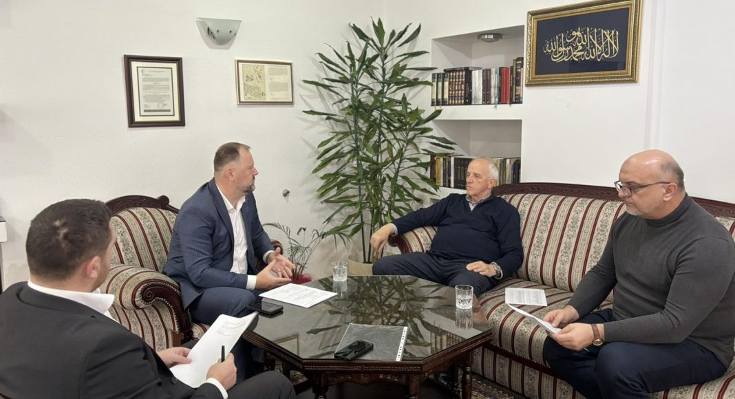 Prof. dr. Šefik Kurdić dobitnik priznanja “Plaketa Muhamed Seid ef. Serdarević”