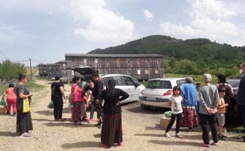 Glavni imam posjetio kamp-naselje Putovići